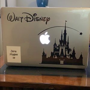 Meet your Posher, Jana